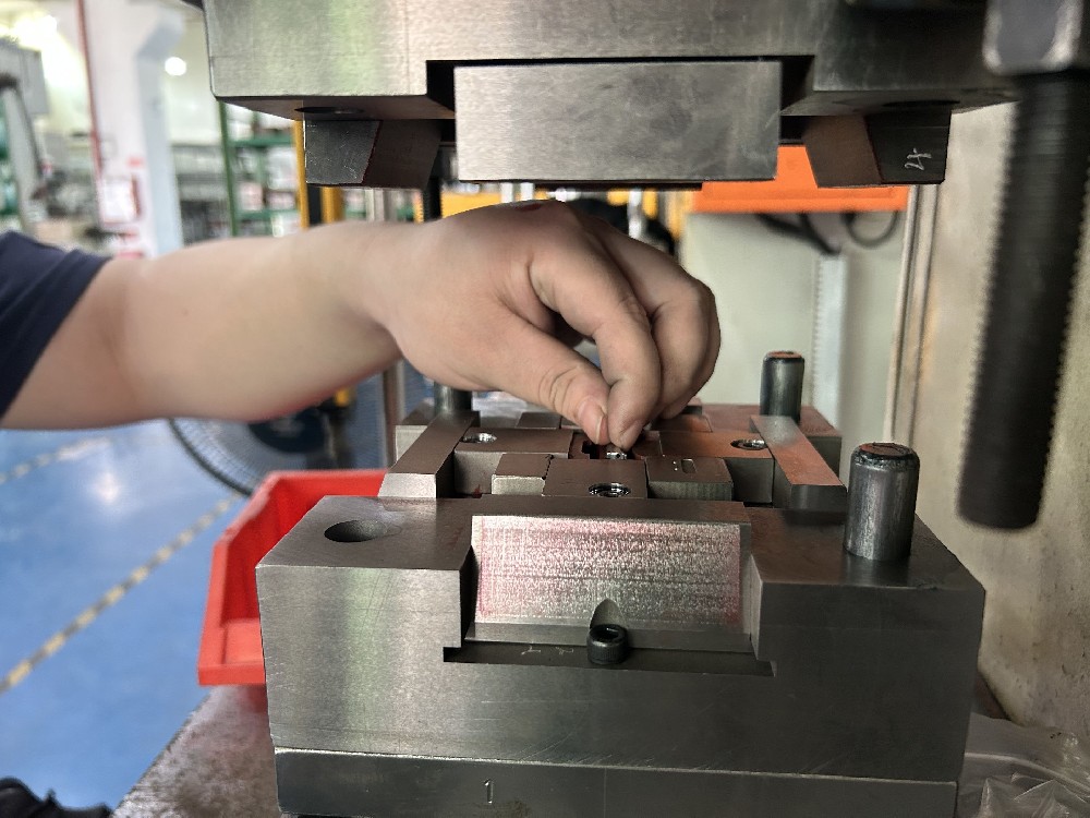 轉(zhuǎn)軸的扭力測(cè)試步驟